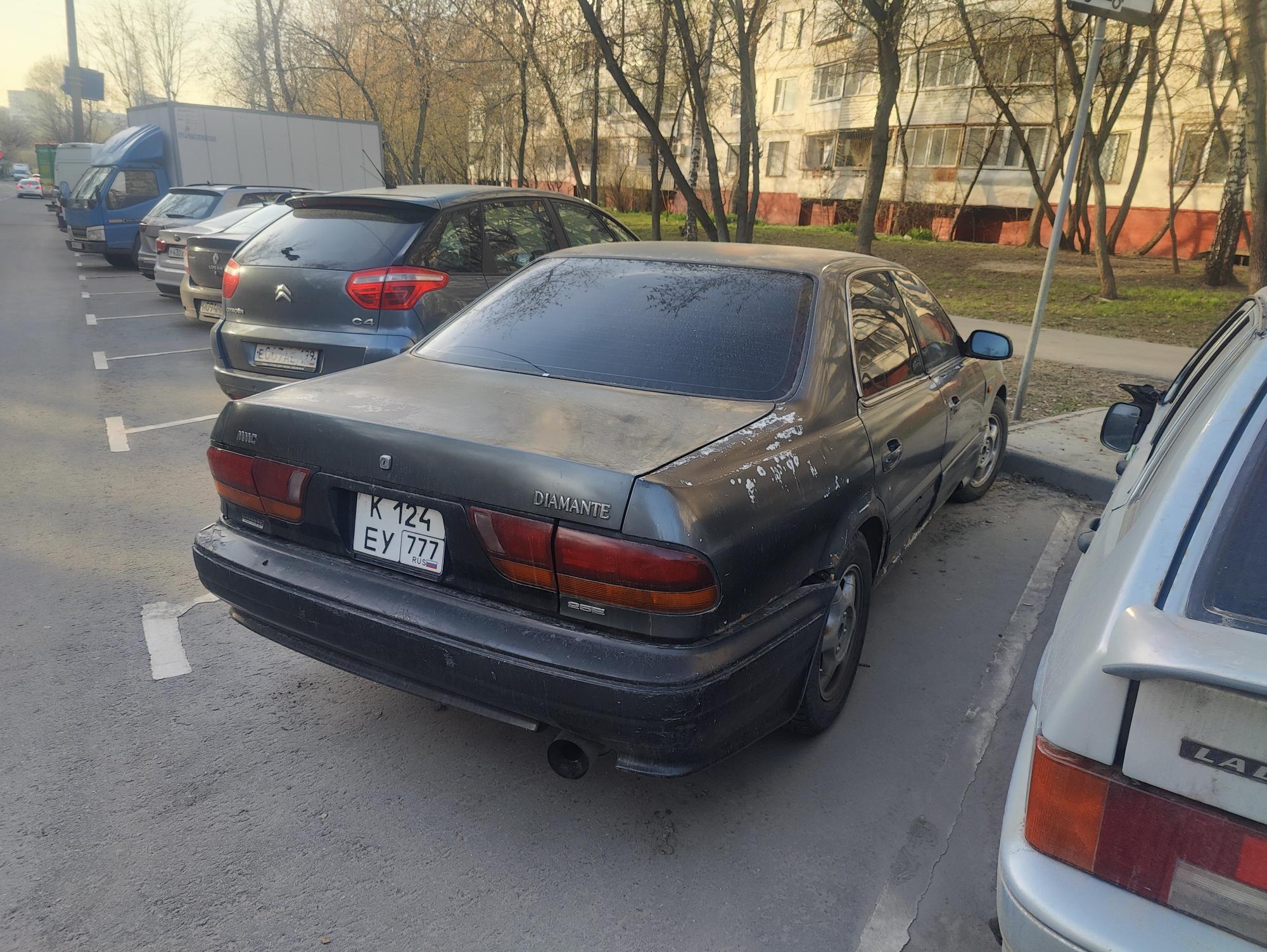 Автомобиль госномер К124ЕУ777