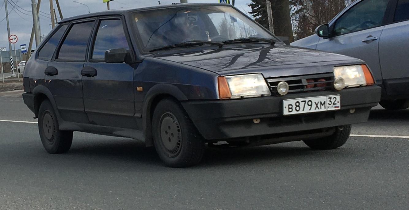 Автомобиль госномер В879ХМ32