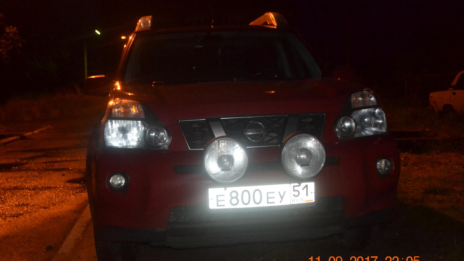 Автомобиль госномер Е800ЕУ51