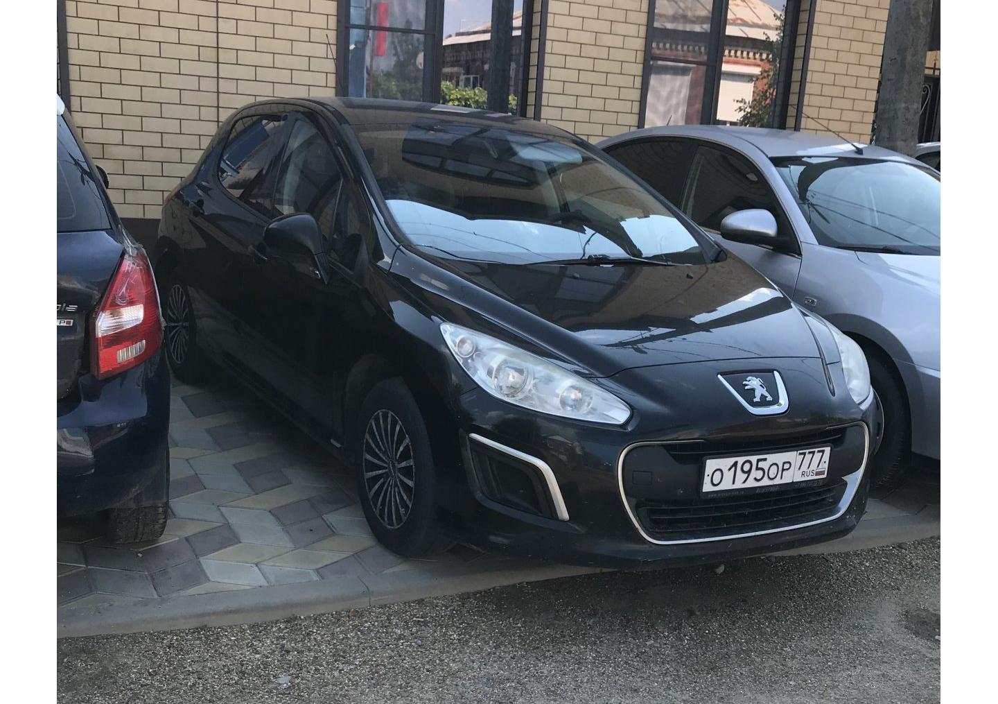 Автомобиль госномер О195ОР777