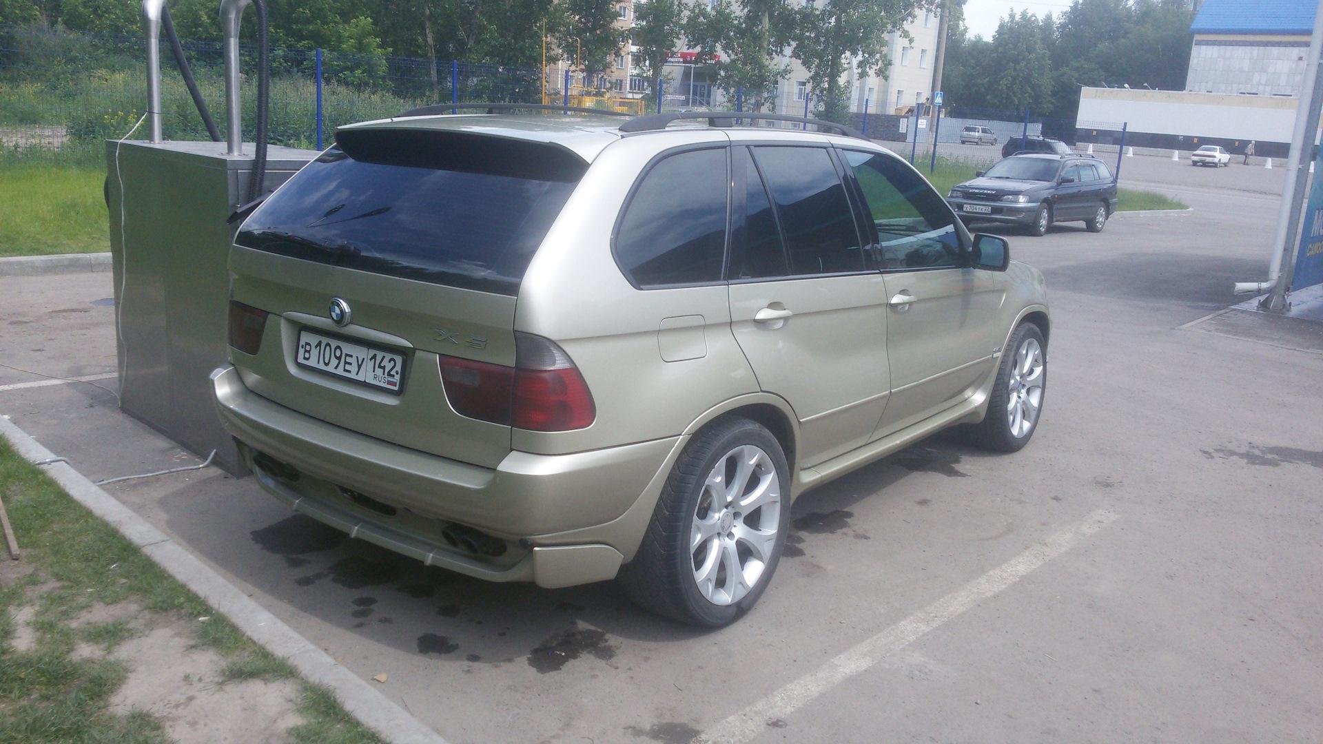 Автомобиль госномер В109ЕУ142