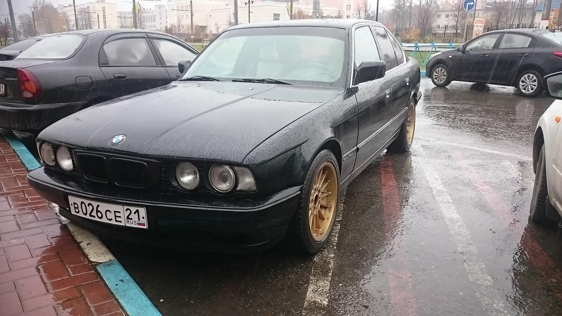 Автомобиль госномер В026СЕ21