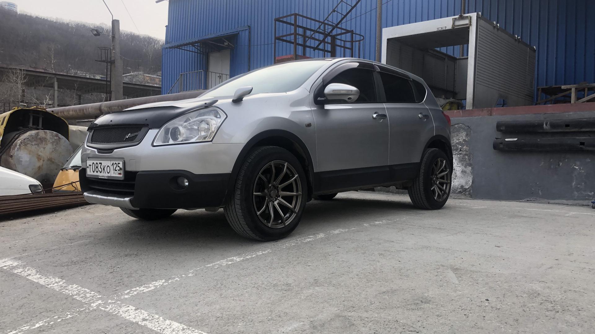 Автомобиль госномер Т083КО125