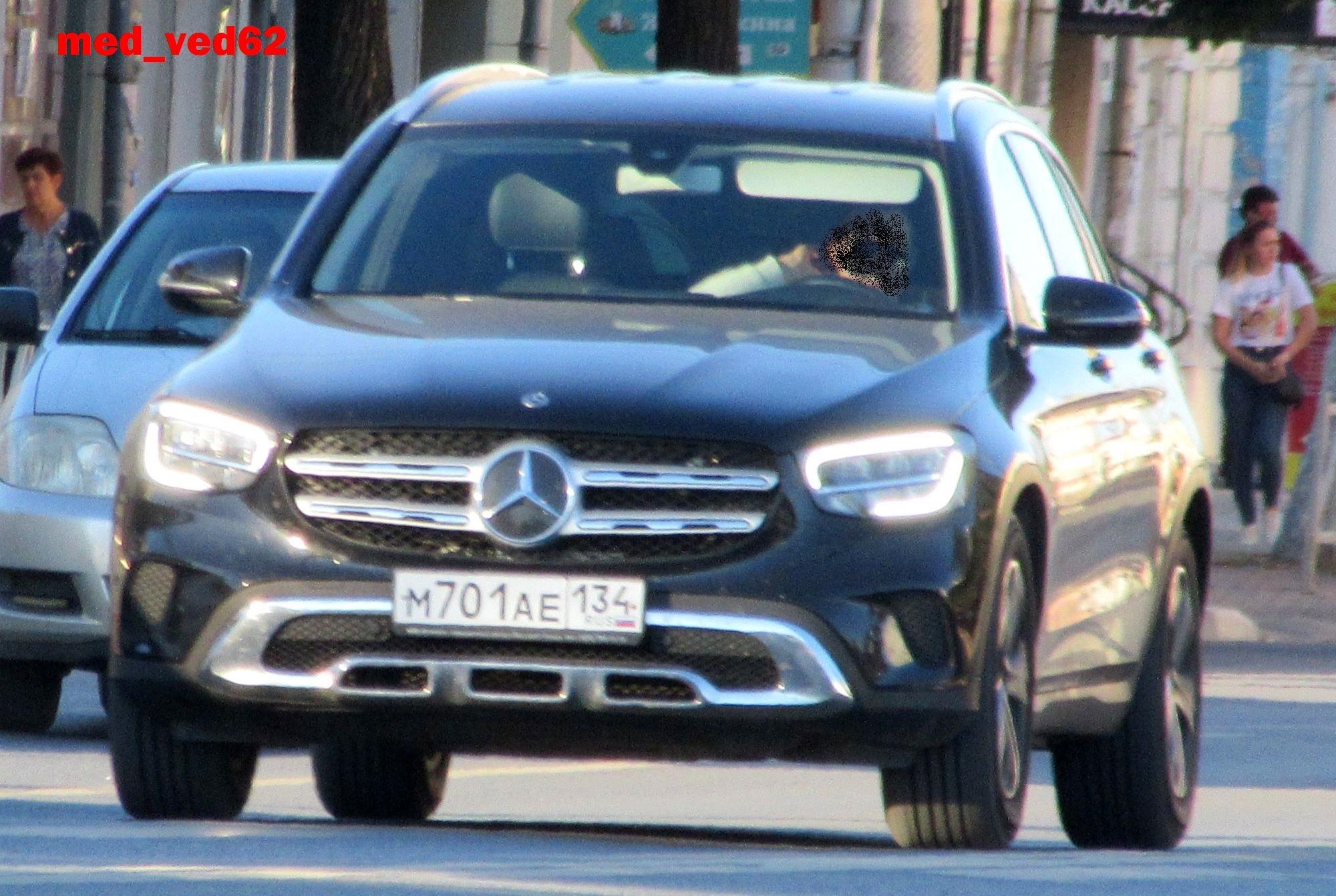 Автомобиль госномер М701АЕ134