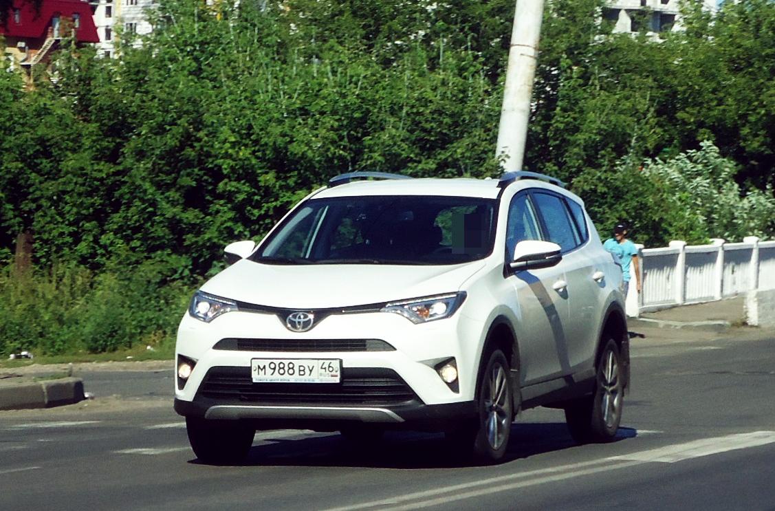 Автомобиль госномер М988ВУ46