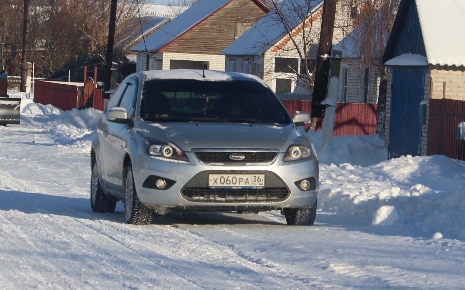Автомобиль госномер Х060РА36