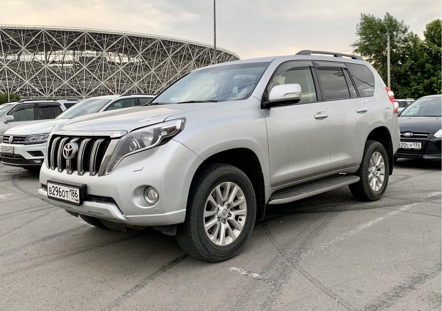 Автомобиль госномер В296ОТ186