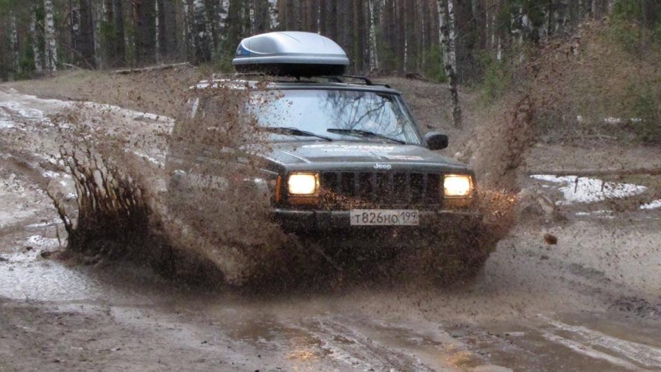 Автомобиль госномер Т826НО199