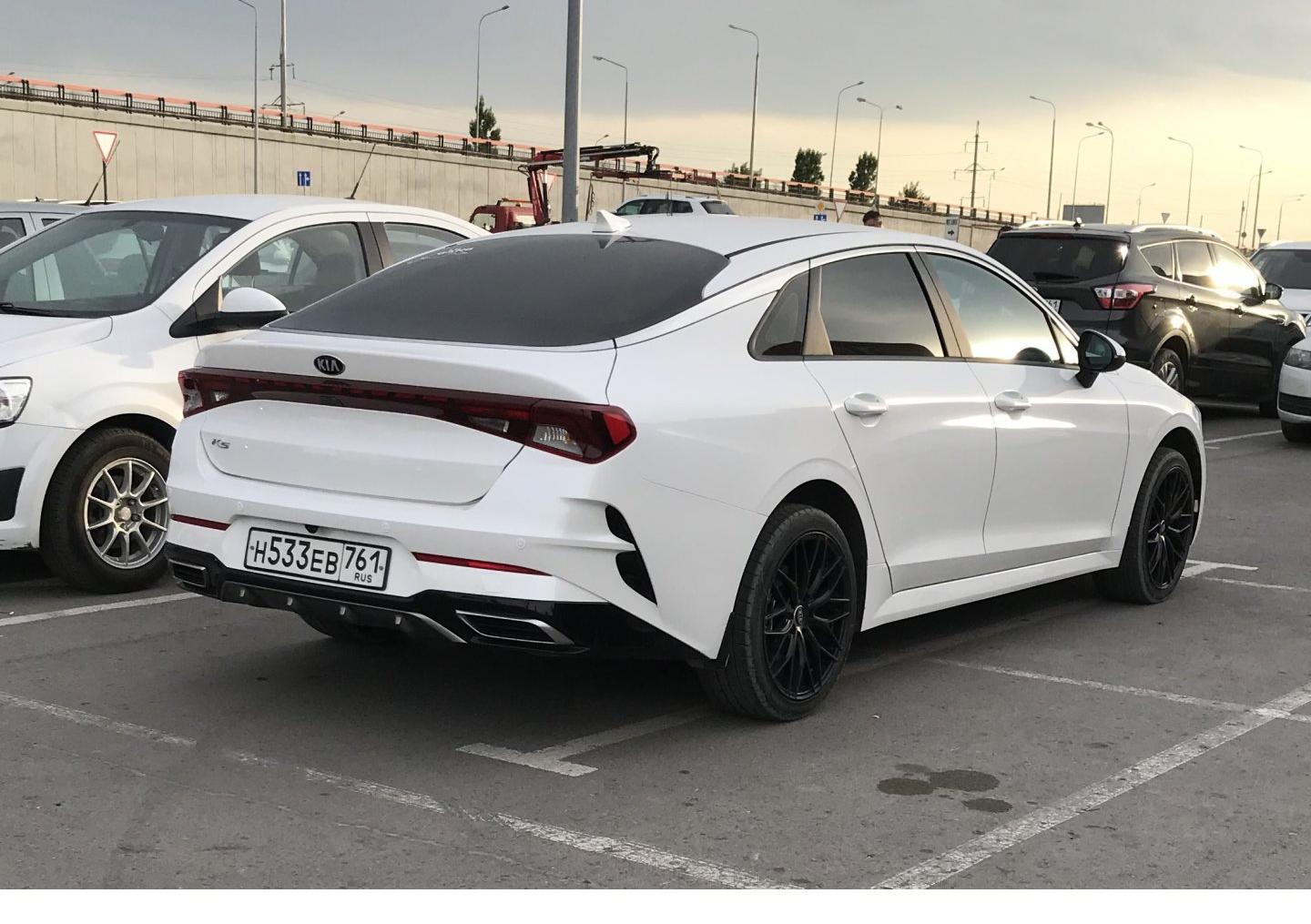 Автомобиль госномер Н533ЕВ761