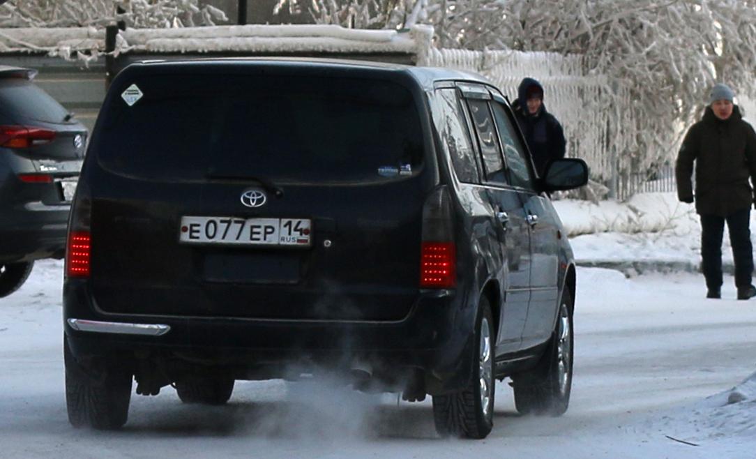 Автомобиль госномер Е077ЕР14
