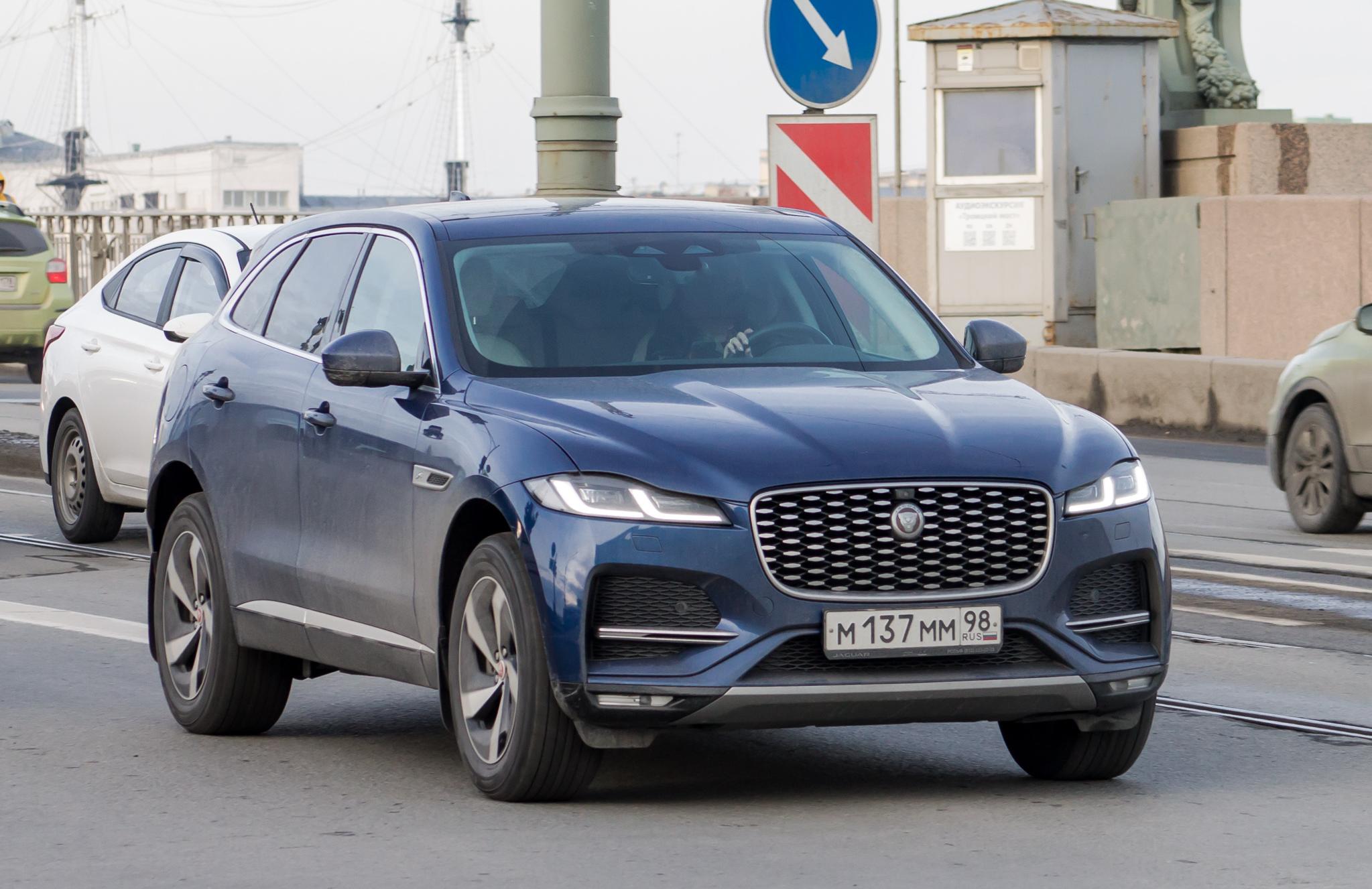 Автомобиль госномер М137ММ98