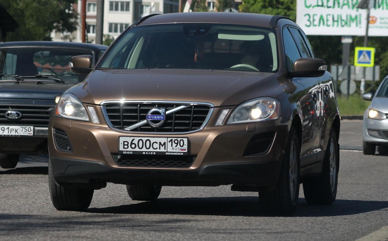 Автомобиль госномер В600СМ190
