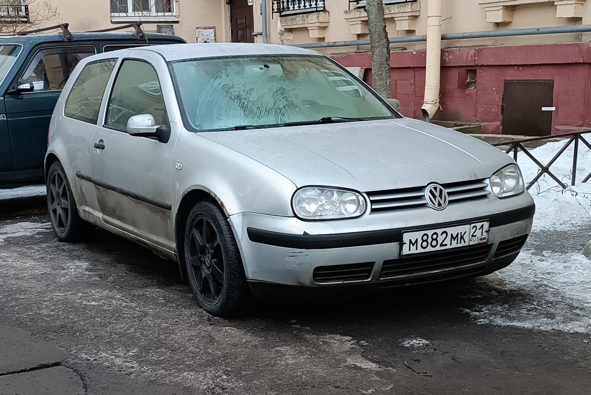 Автомобиль госномер М882МК21