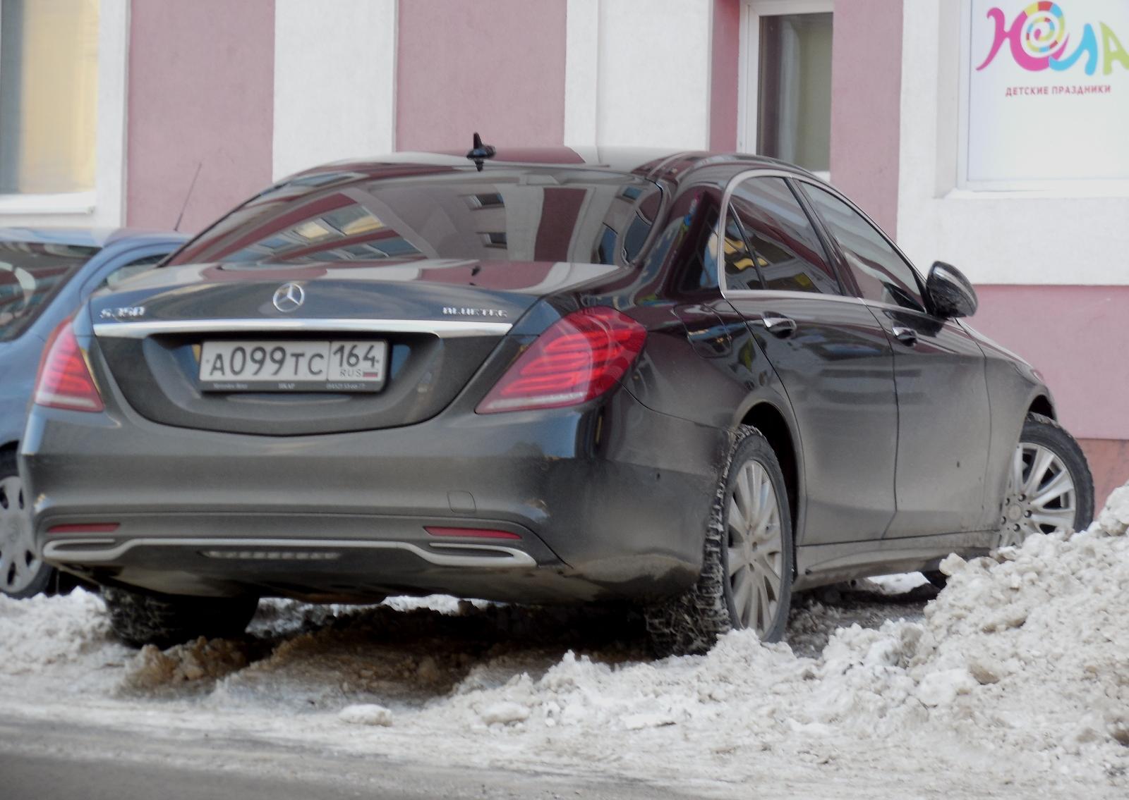 Автомобиль госномер А099ТС164