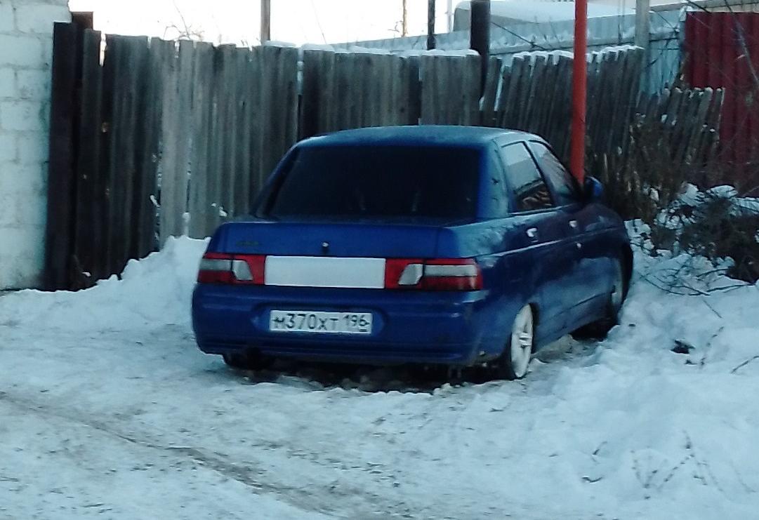 Автомобиль госномер М370ХТ196