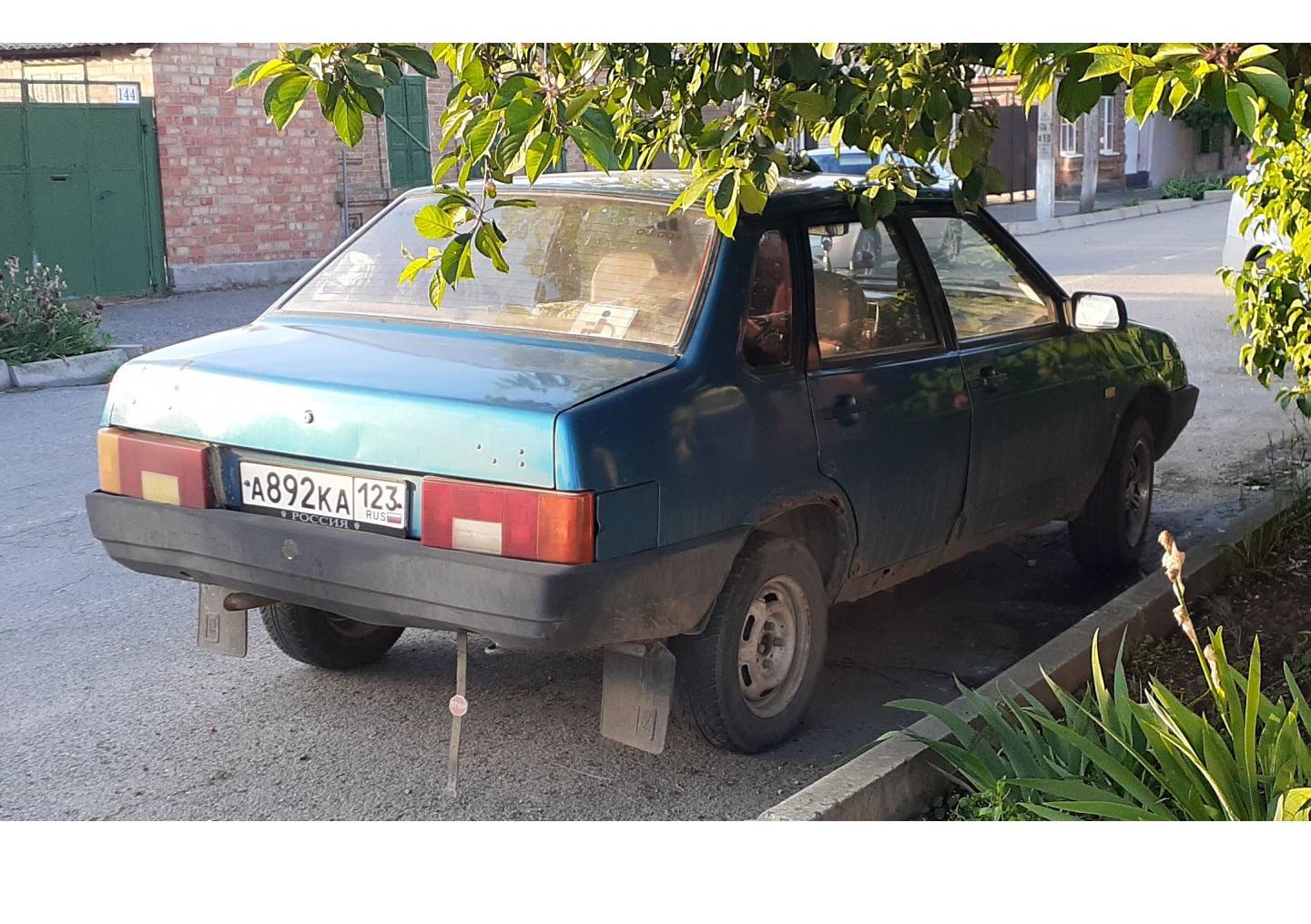 Автомобиль госномер А892КА123