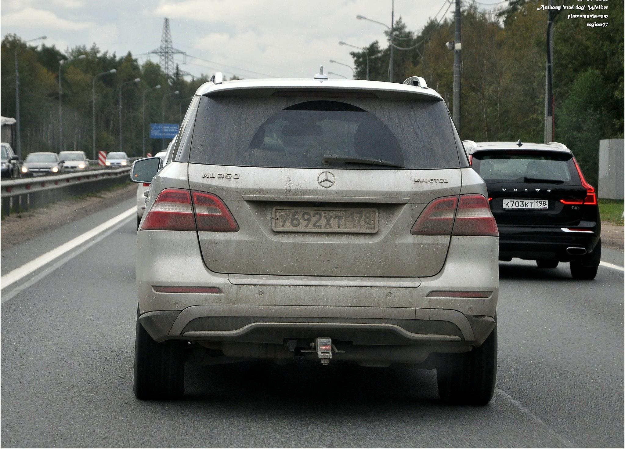Автомобиль госномер У692ХТ178