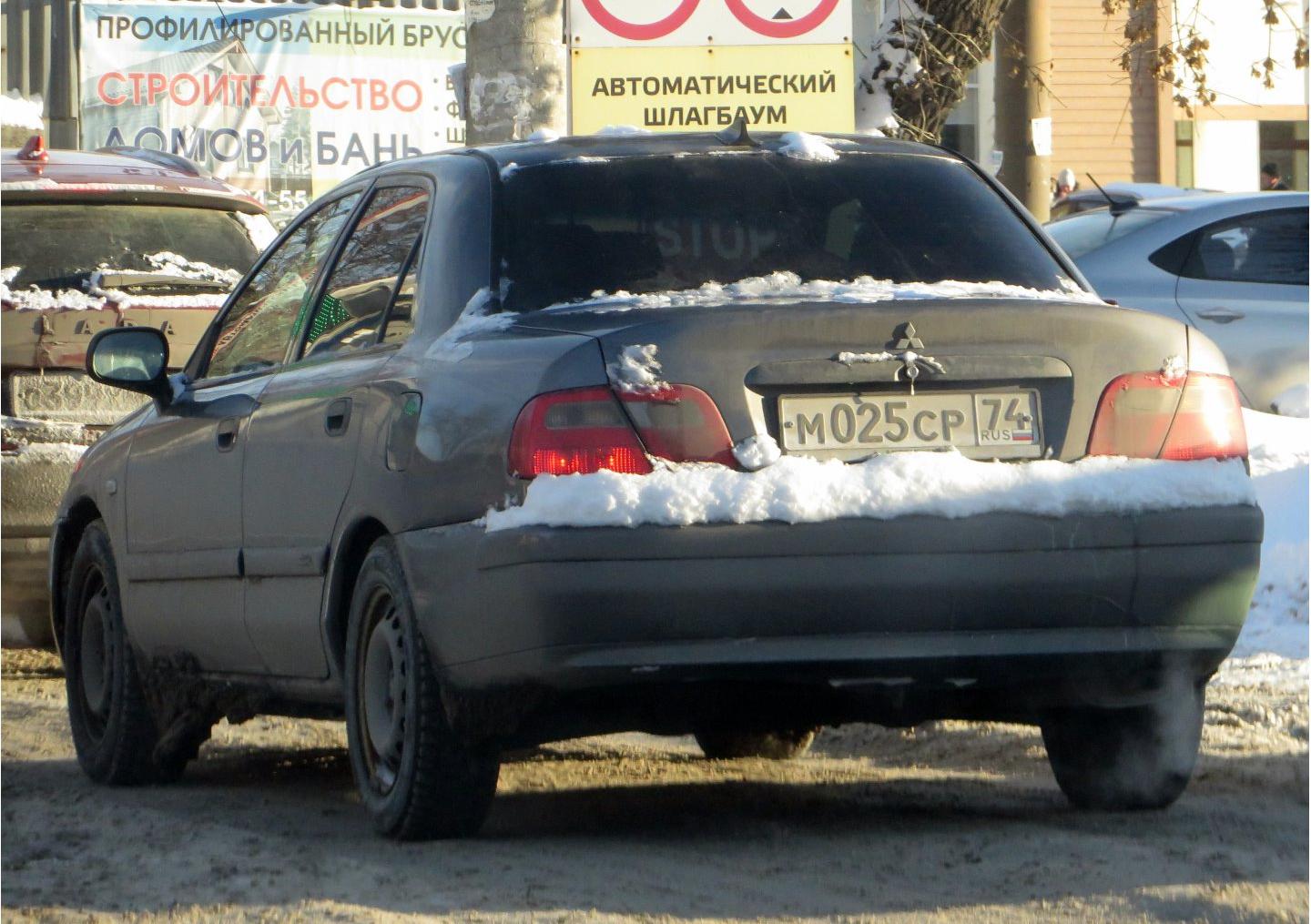 Автомобиль госномер М025СР74