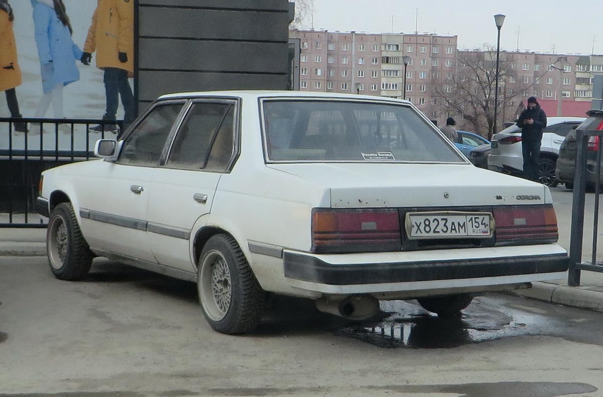 Автомобиль госномер Х823АМ154