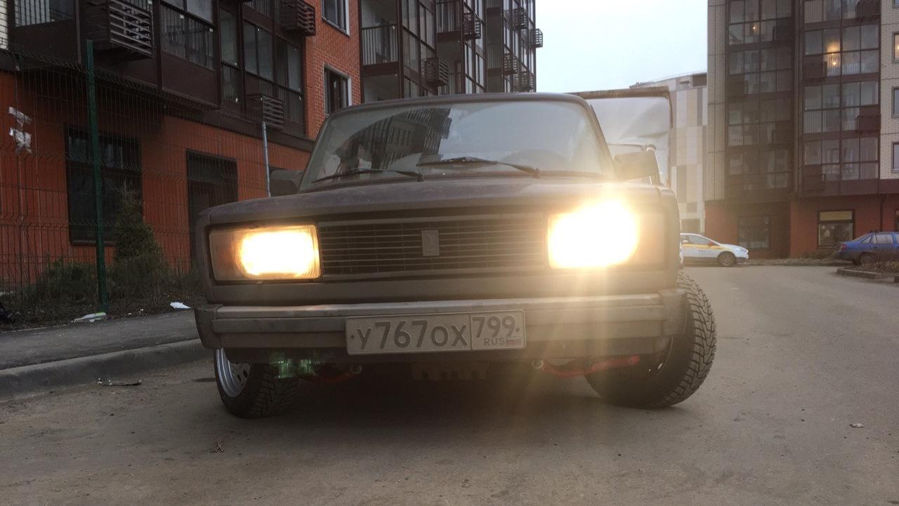 Автомобиль госномер У767ОХ799