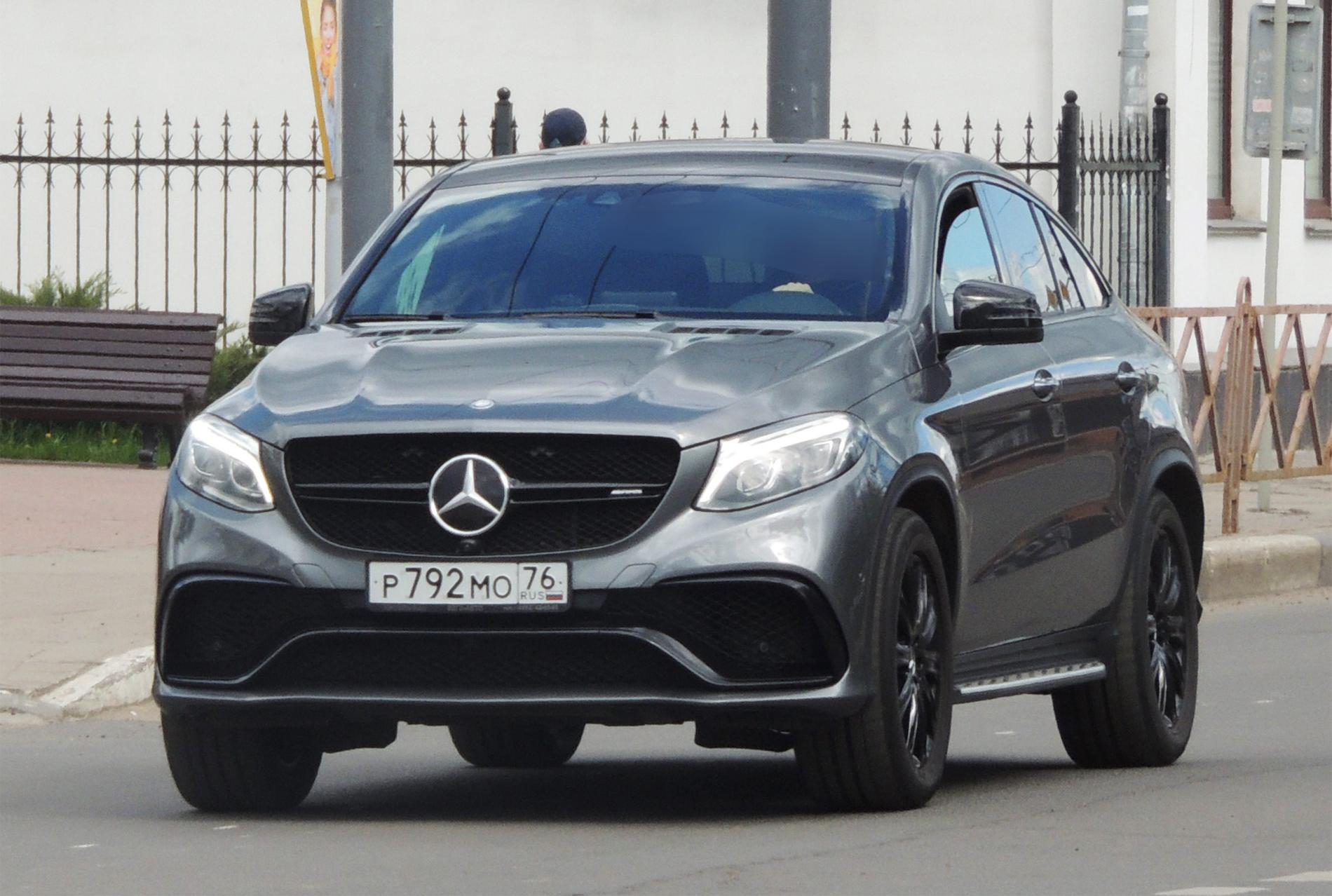 Автомобиль госномер Р792МО76