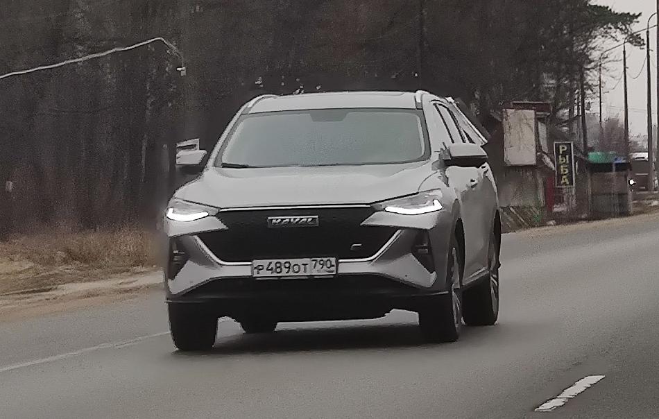 Автомобиль госномер Р489ОТ790