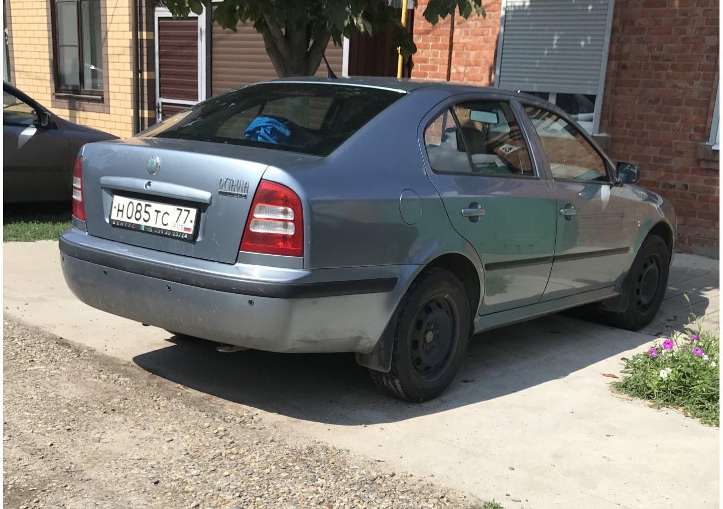 Автомобиль госномер Н085ТС77