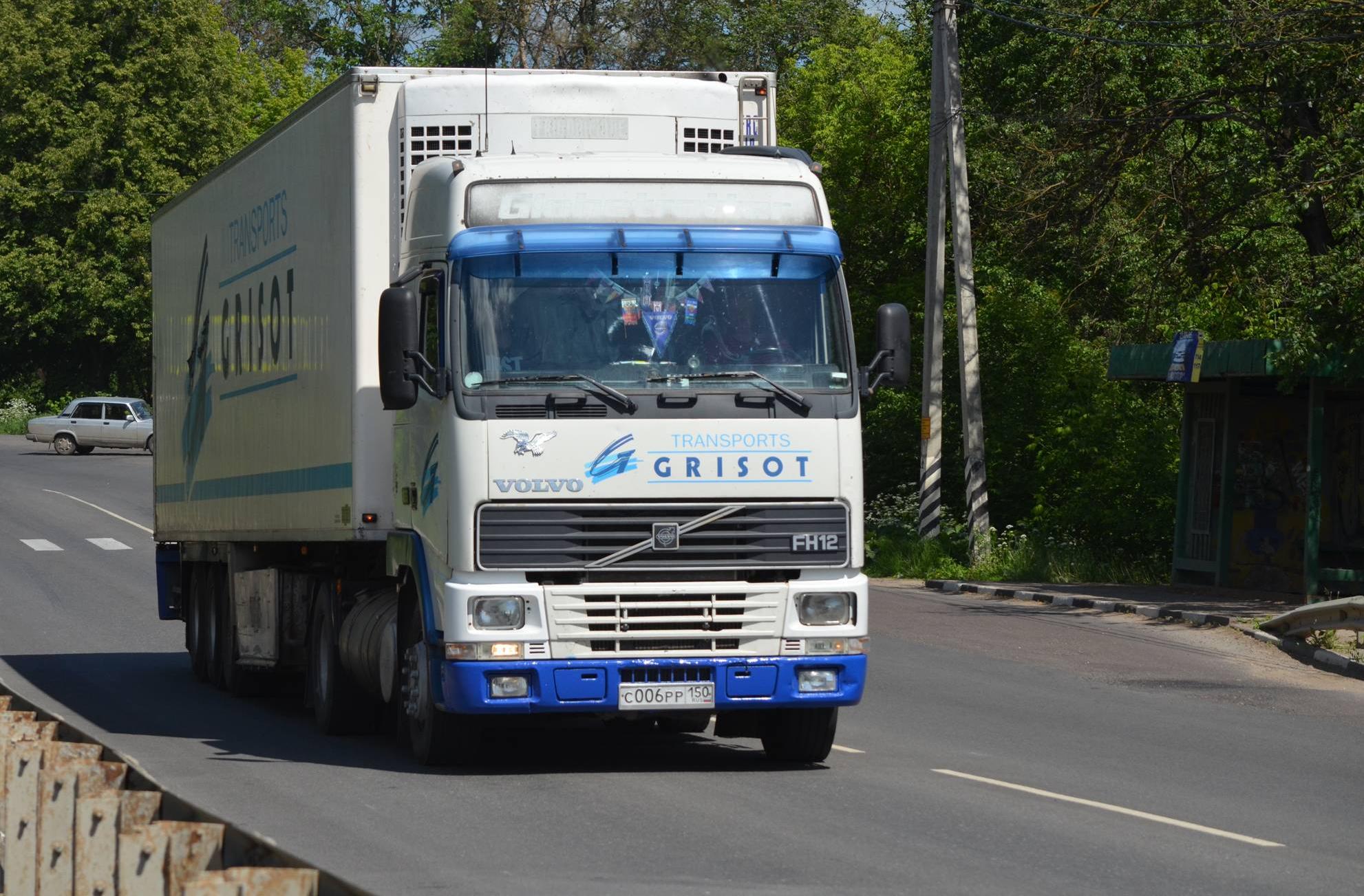 Автомобиль госномер С006РР150