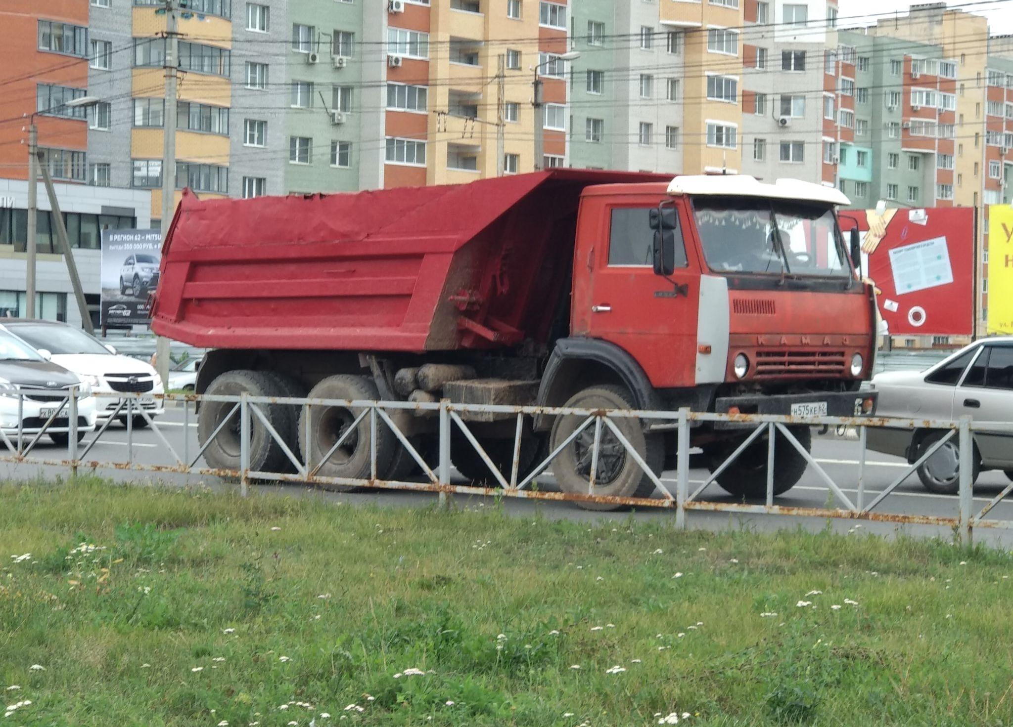 Автомобиль госномер Н575КЕ62