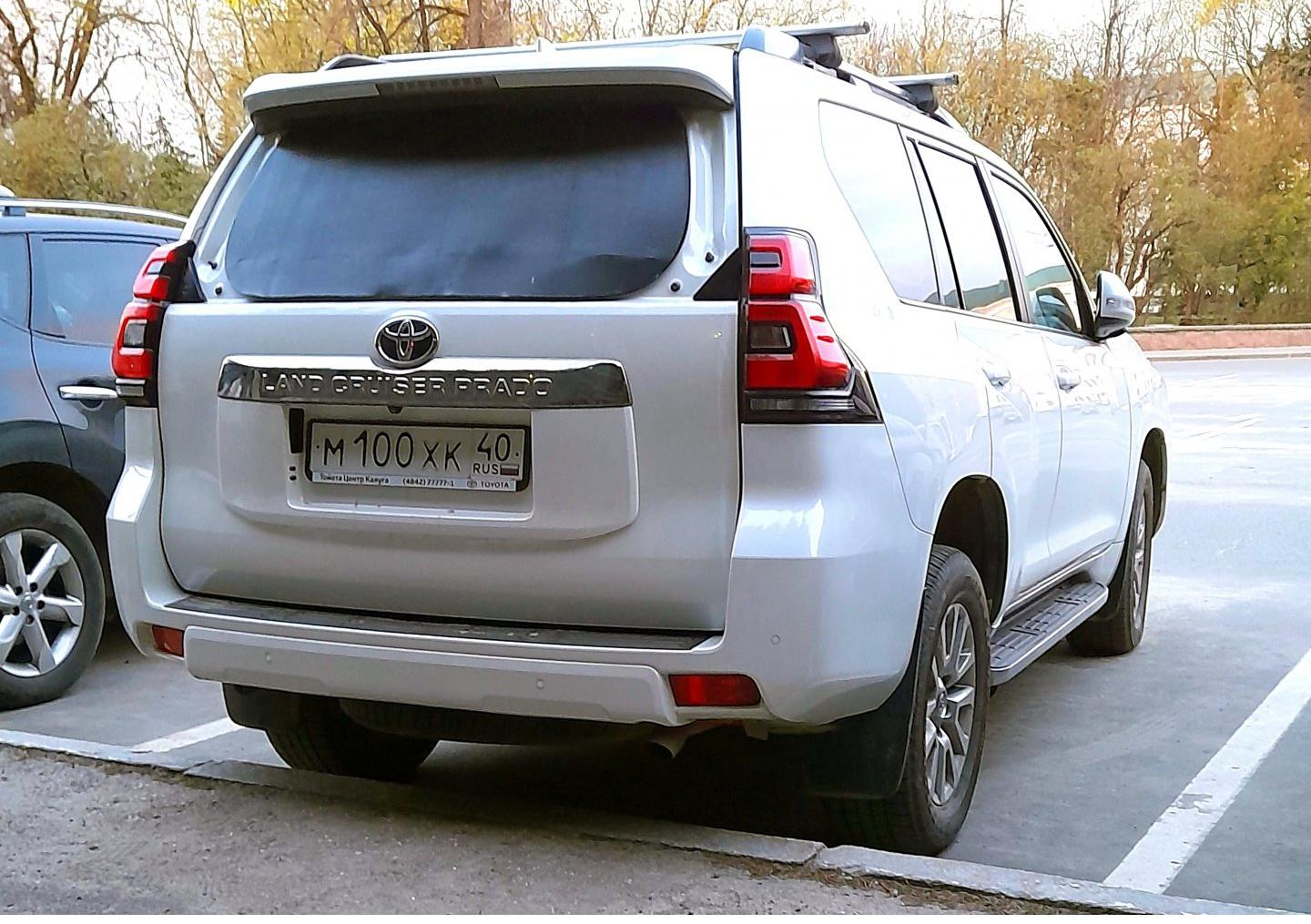 Автомобиль госномер М100ХК40