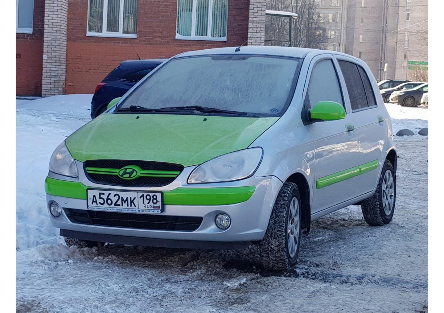 Автомобиль госномер А562МК198