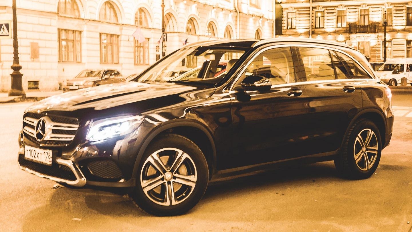 Автомобиль госномер Т102ХТ178