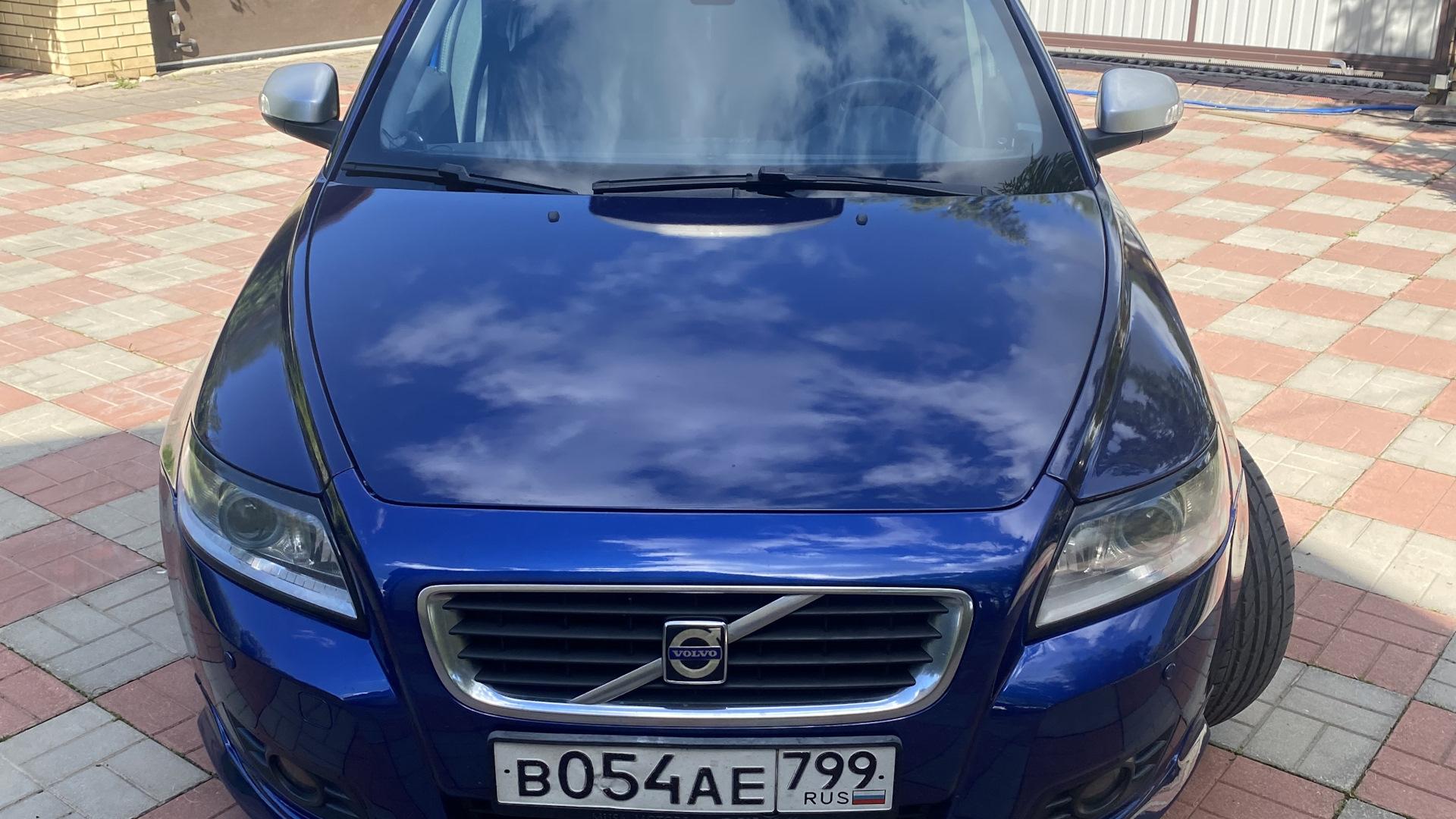 Автомобиль госномер В054АЕ799