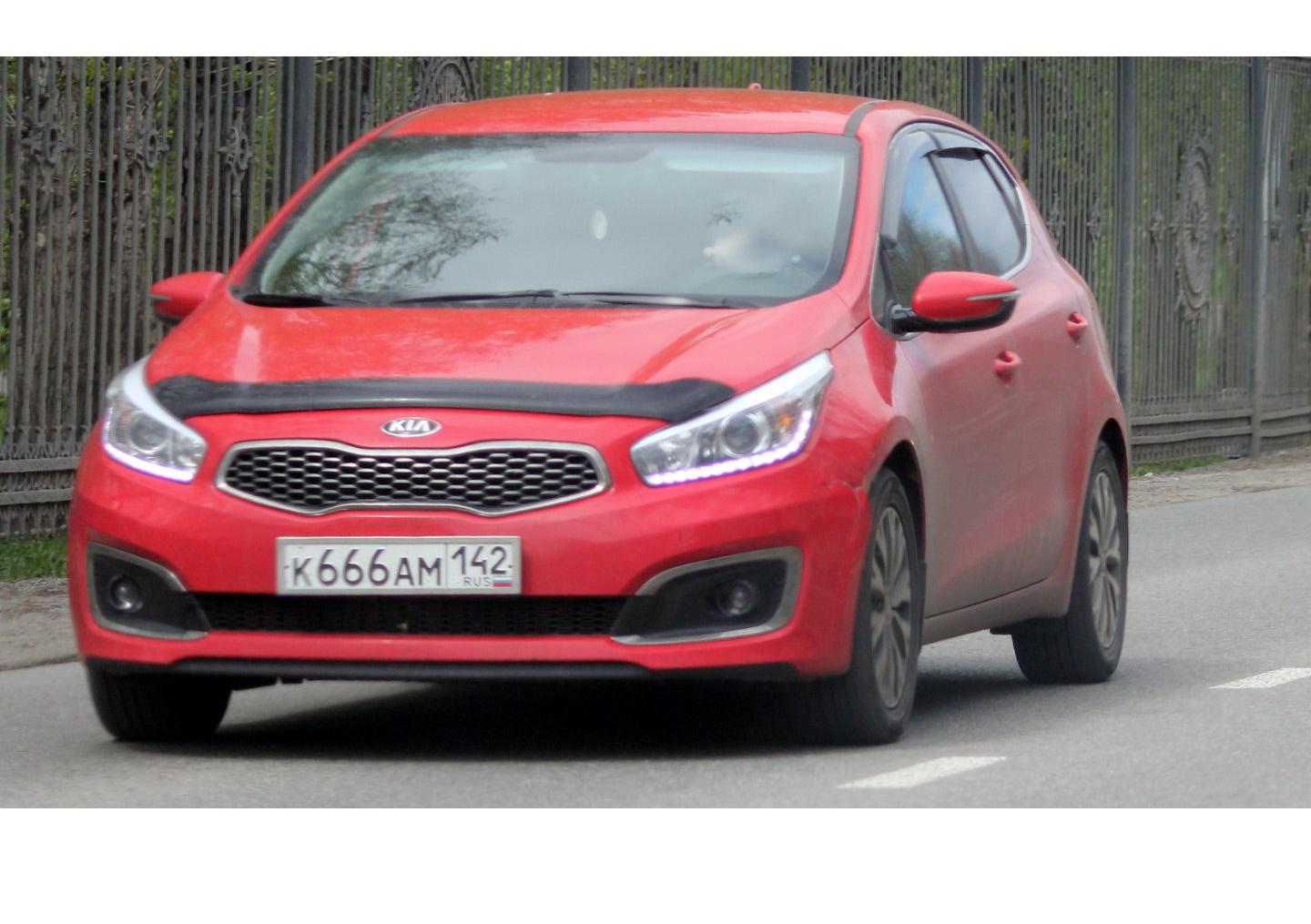 Автомобиль госномер К666АМ142