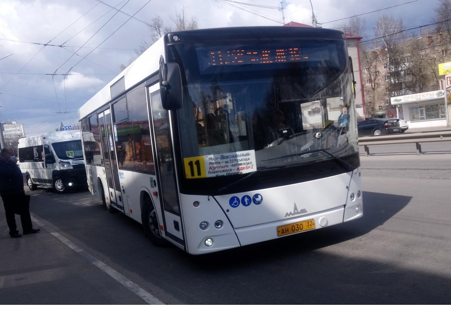 Автомобиль госномер АН03032