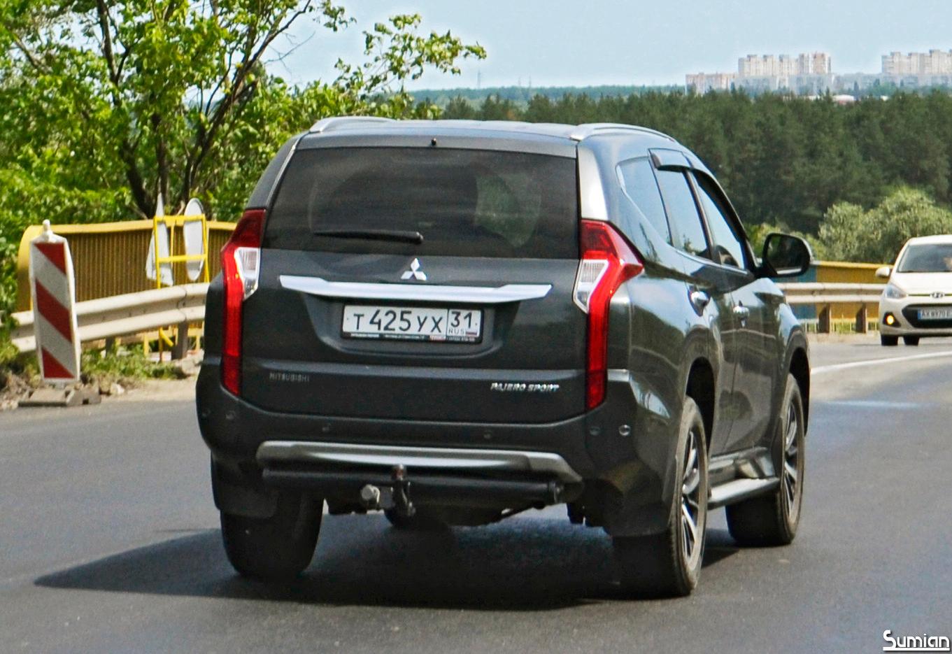 Автомобиль госномер Т425УХ31