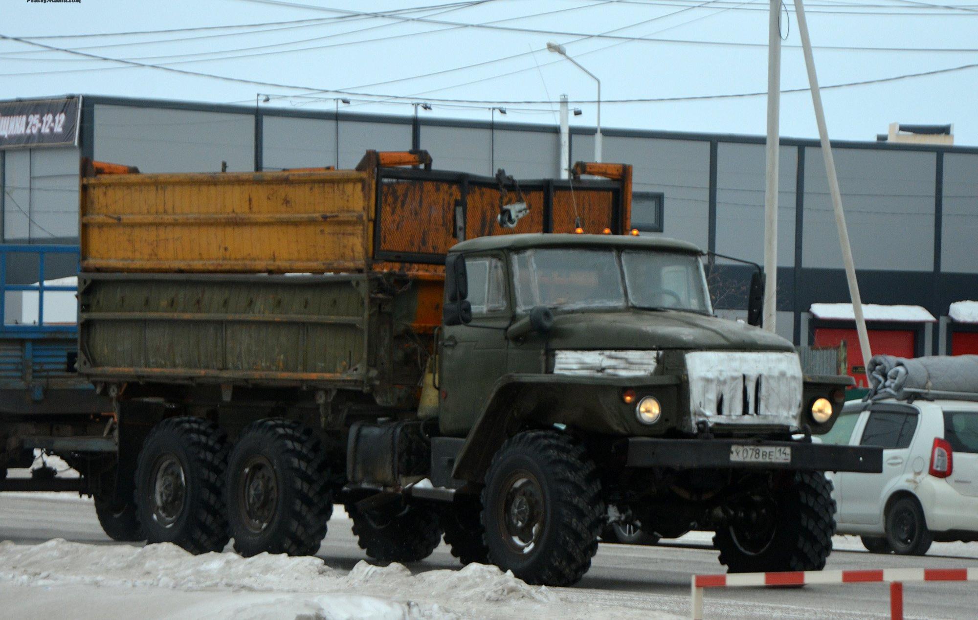 Автомобиль госномер Х078ВЕ14