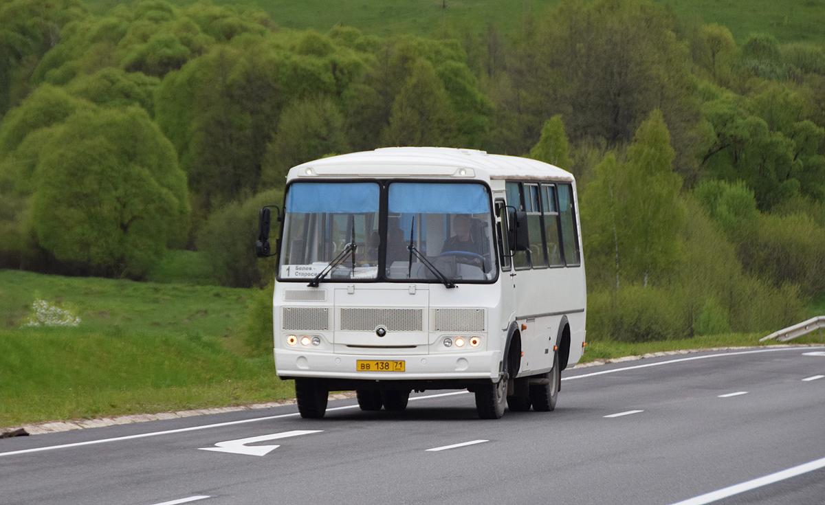 Автомобиль госномер ВВ13871