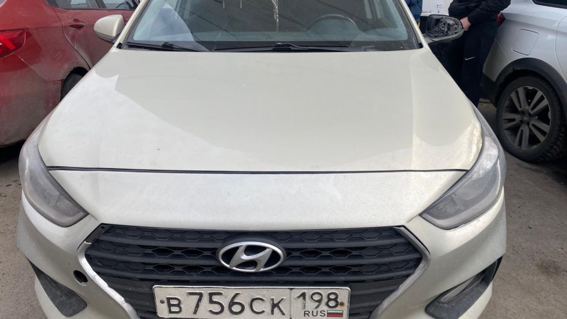 Автомобиль госномер В756СК198