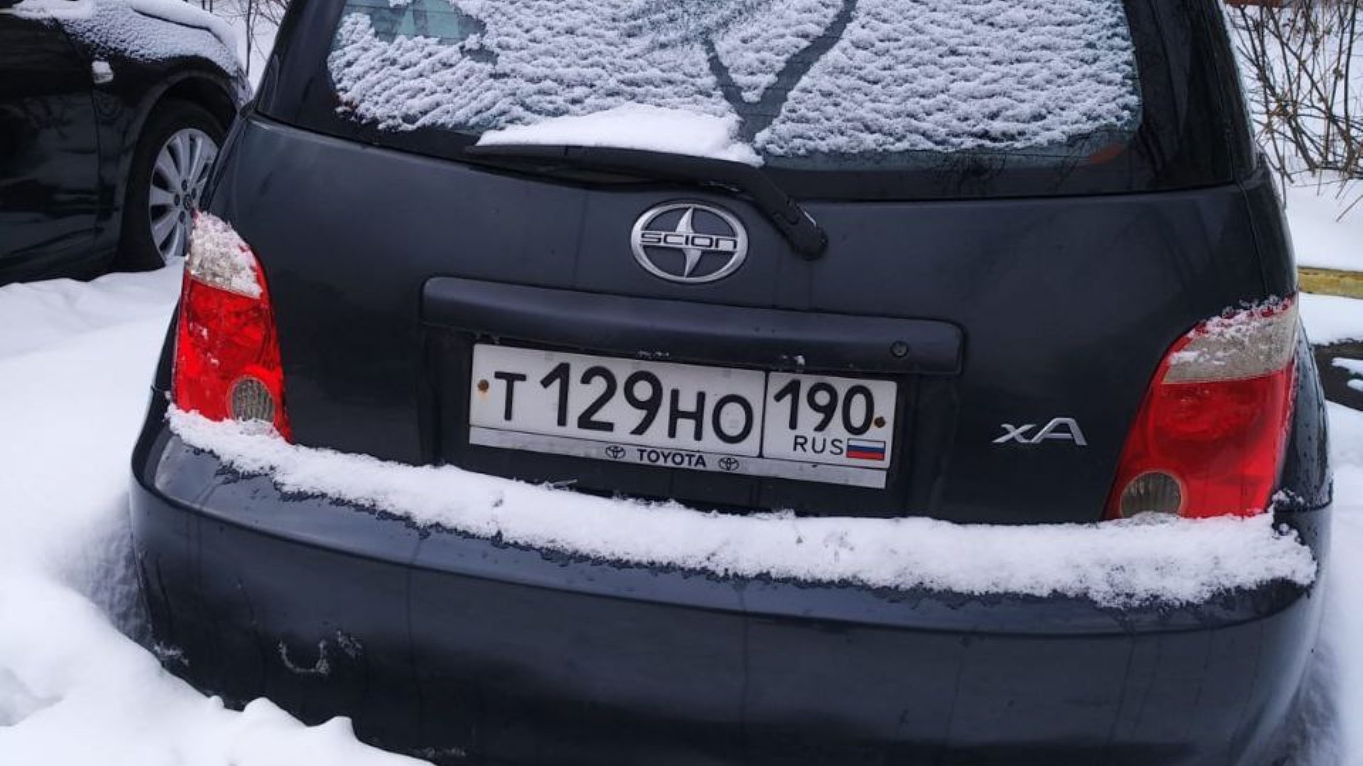 Автомобиль госномер Т129НО190