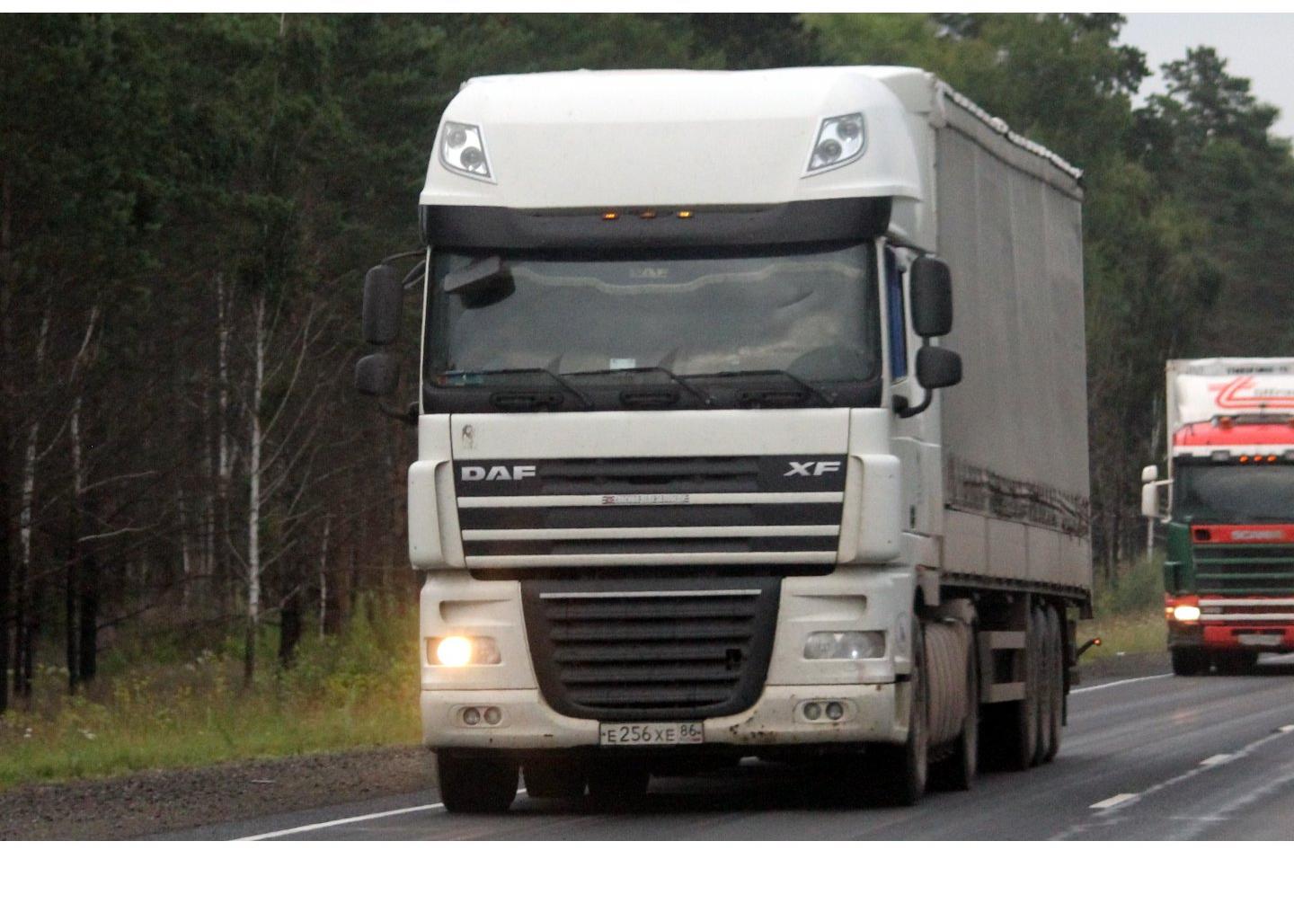 Автомобиль госномер Е256ХЕ86