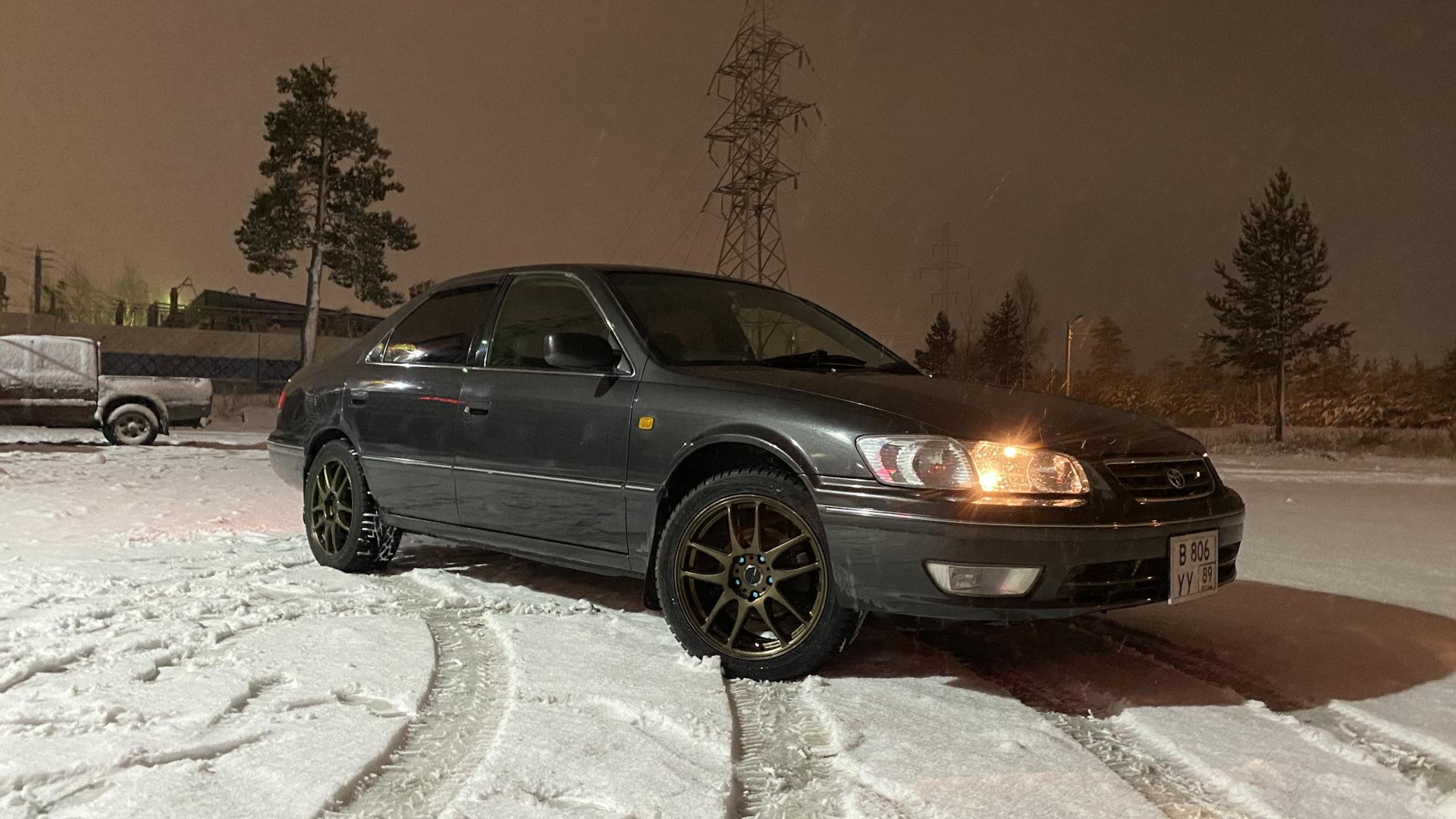 Автомобиль госномер Н579УВ89