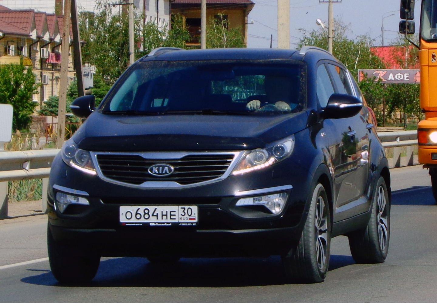 Автомобиль госномер О684НЕ30