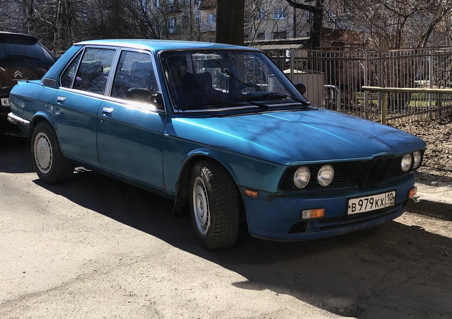 Автомобиль госномер В979КХ10