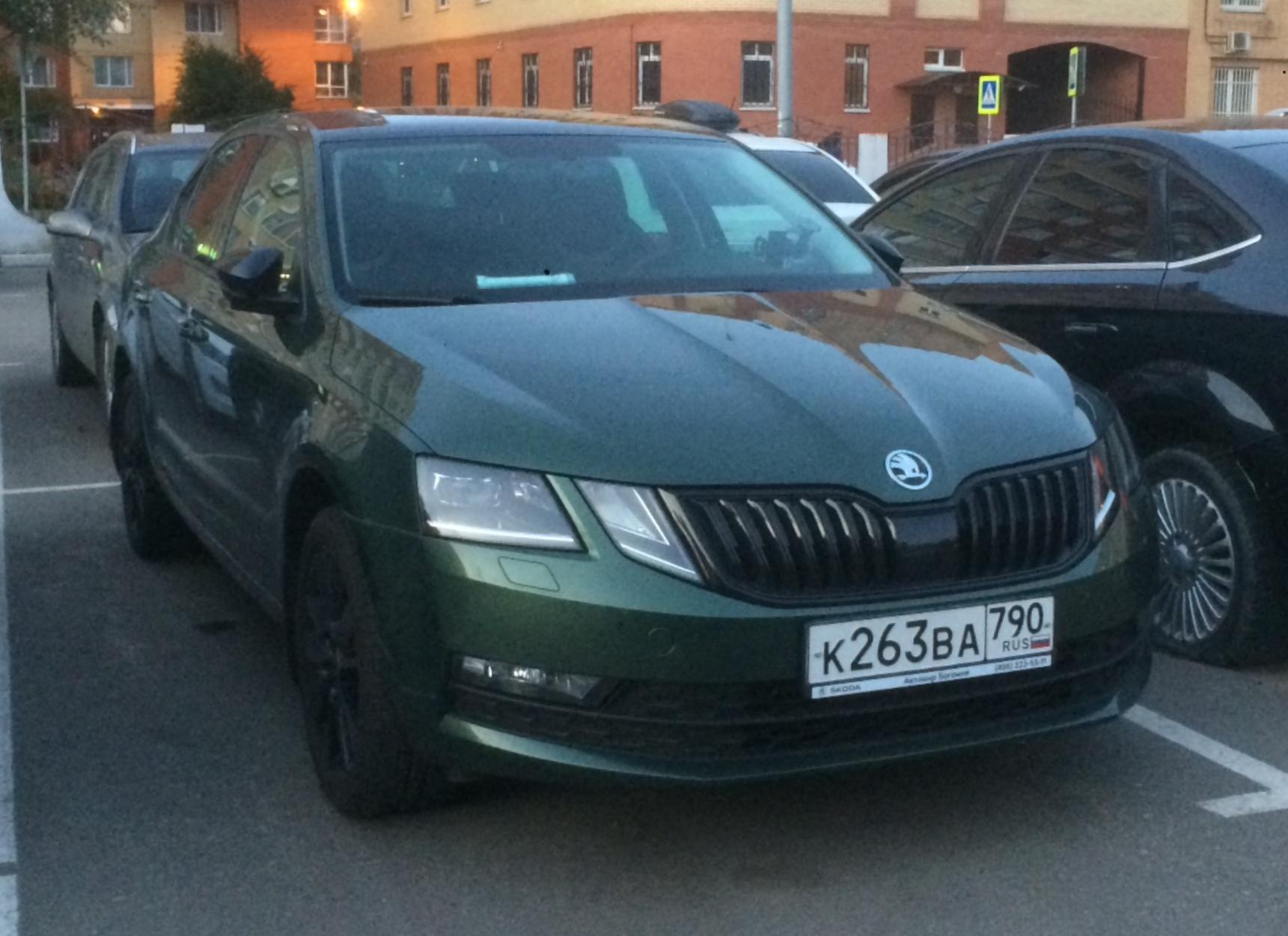 Автомобиль госномер К263ВА790