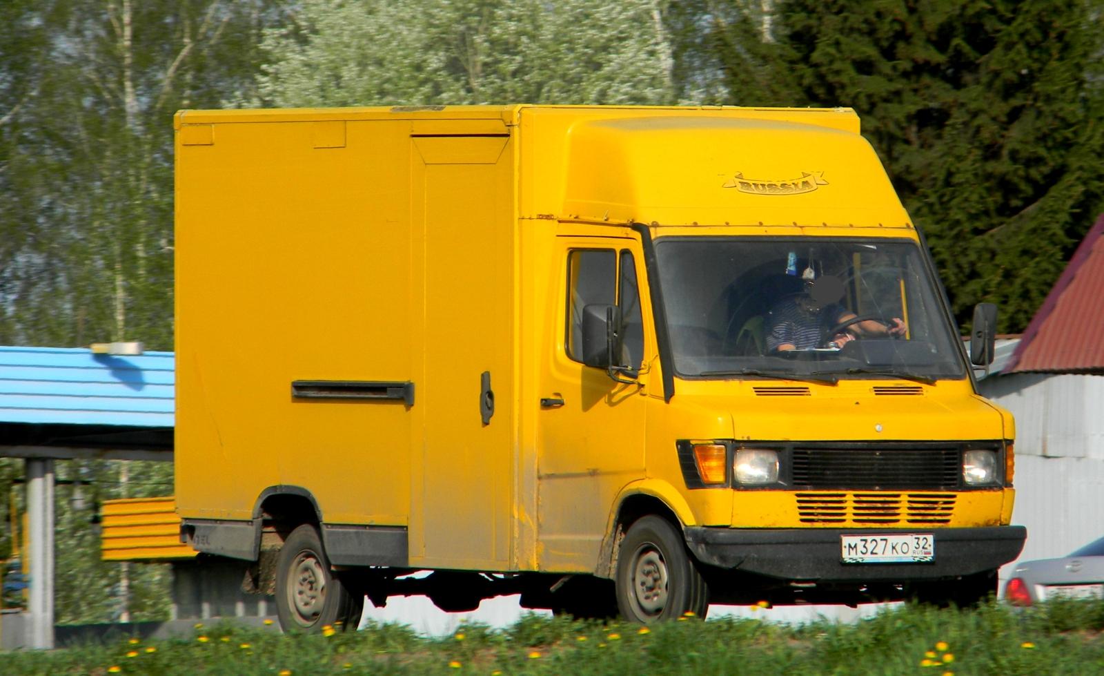 Автомобиль госномер М327КО32