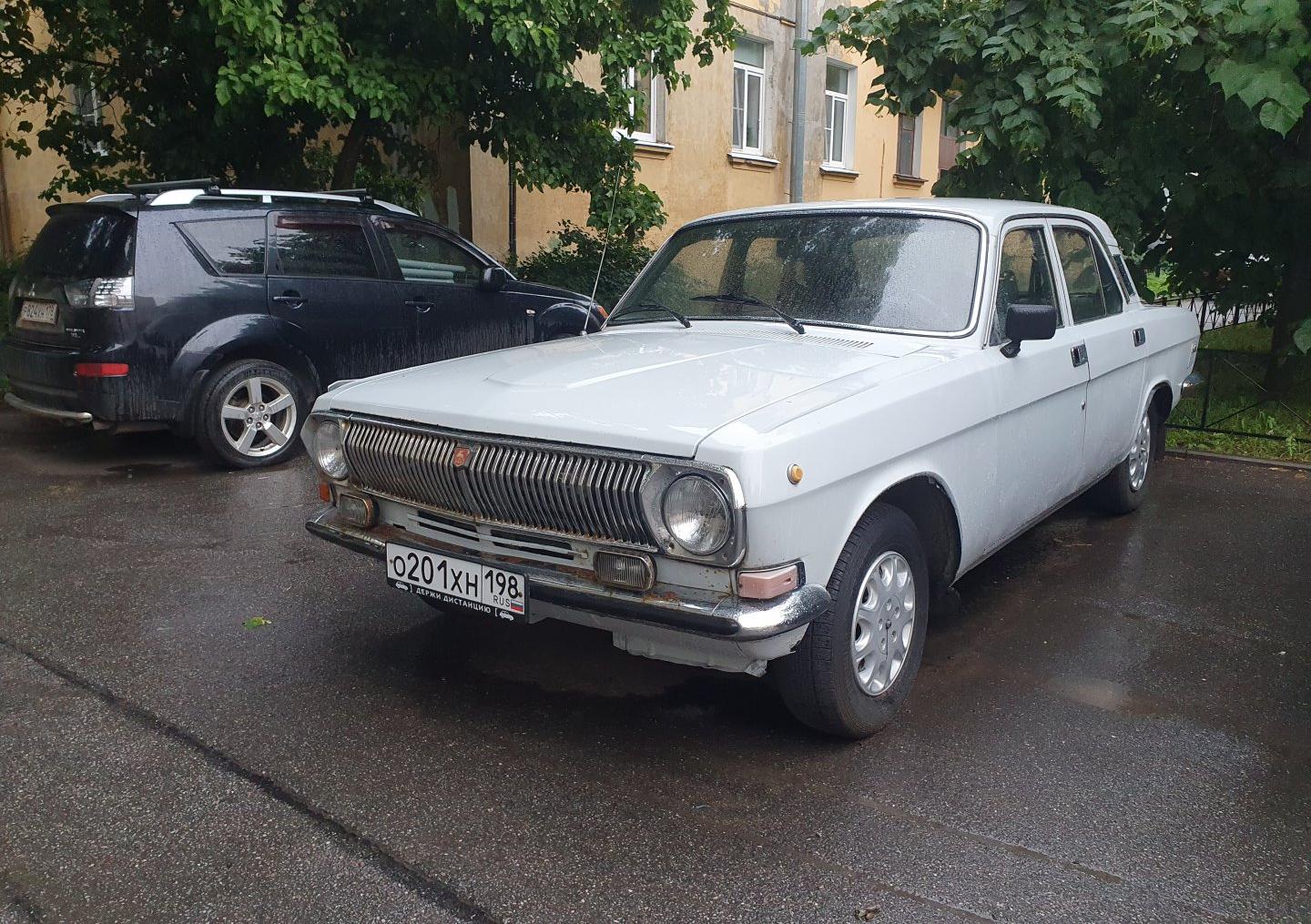 Автомобиль госномер О201ХН198