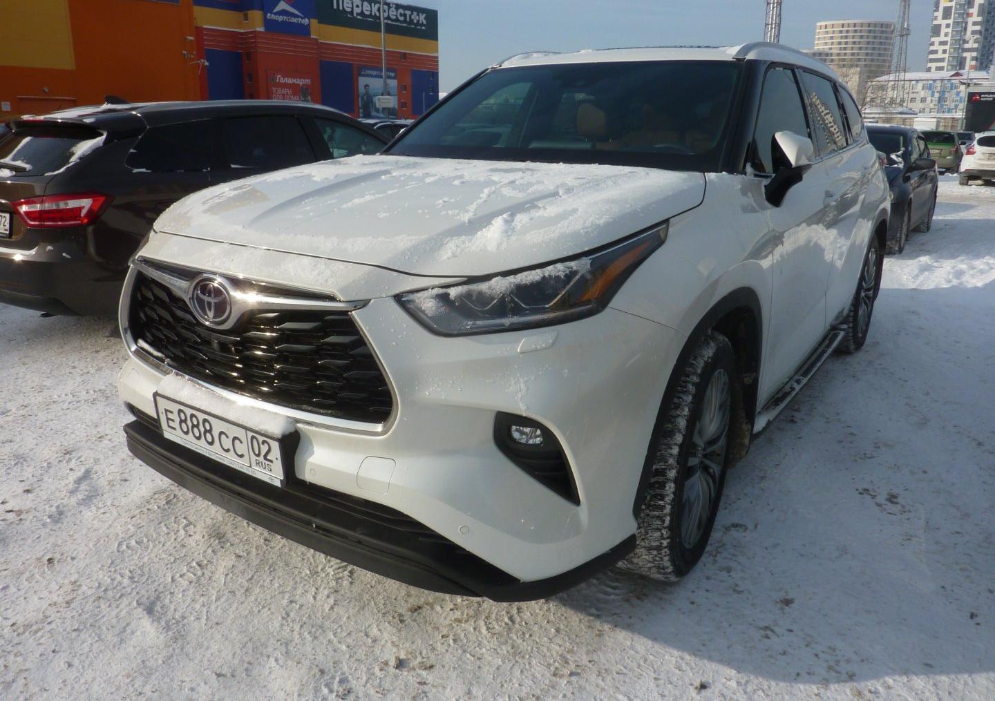 Автомобиль госномер Е888СС02