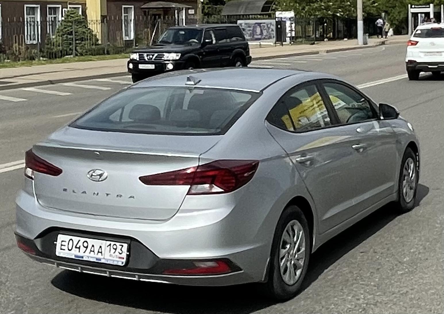 Автомобиль госномер Е049АА193