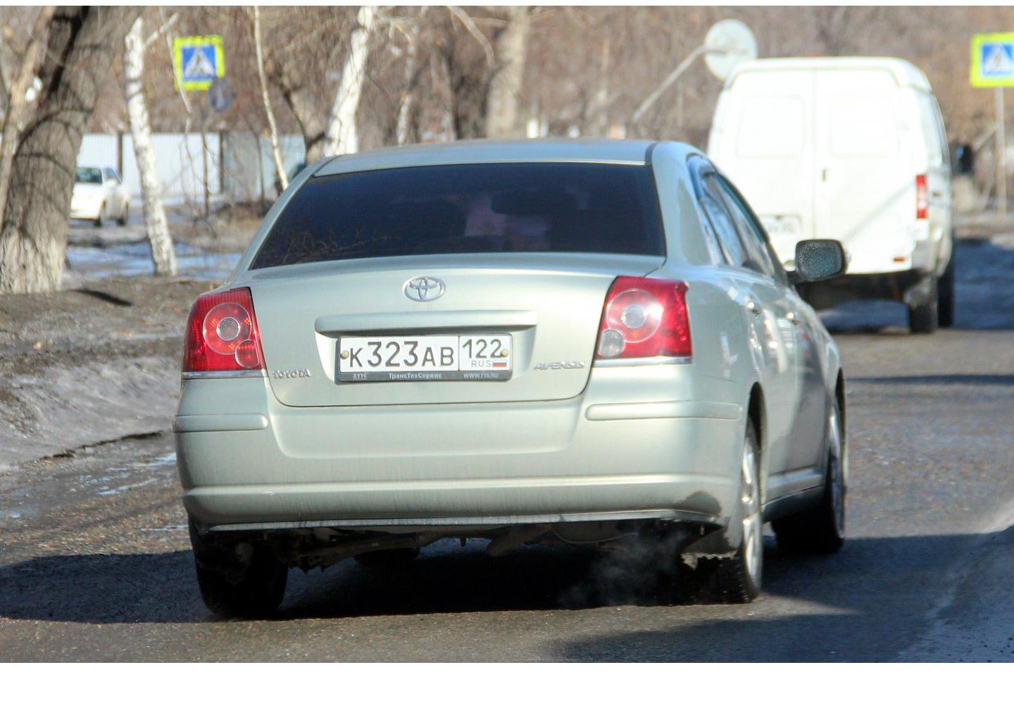 Автомобиль госномер К323АВ122